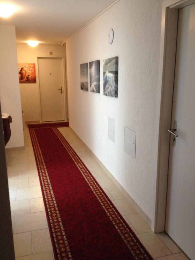 De L'hotel De 3*